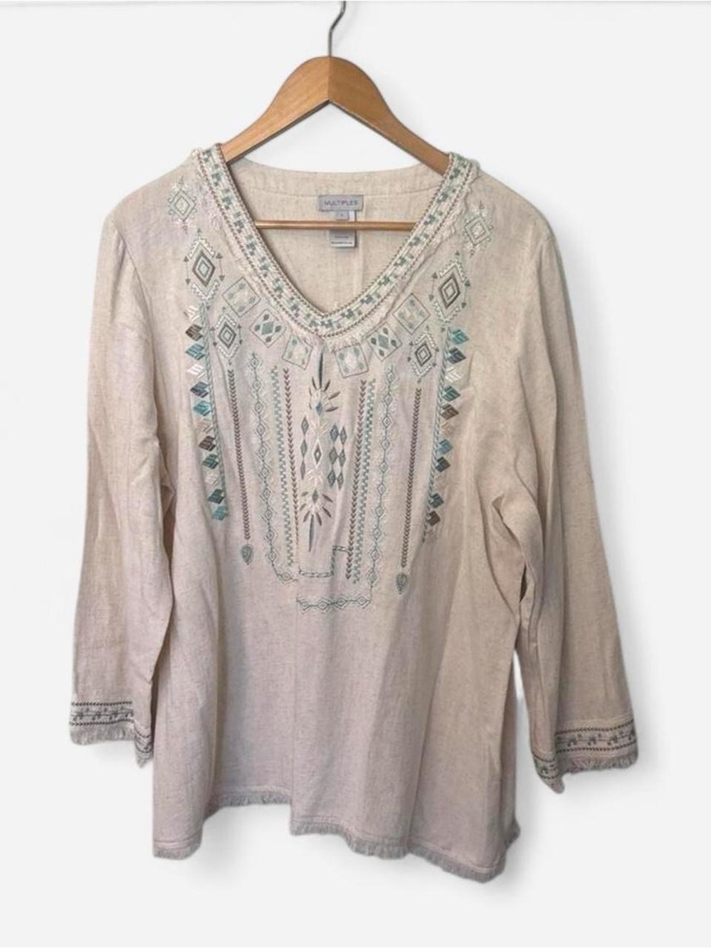 Multiples Cream Linen Blend w Green & Blue Embroidery V-Neck Boho Tunic Top L